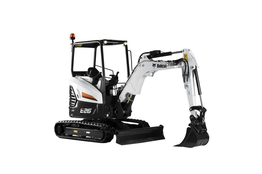 Escavação de fundação de muro com Bobcat em Curitiba